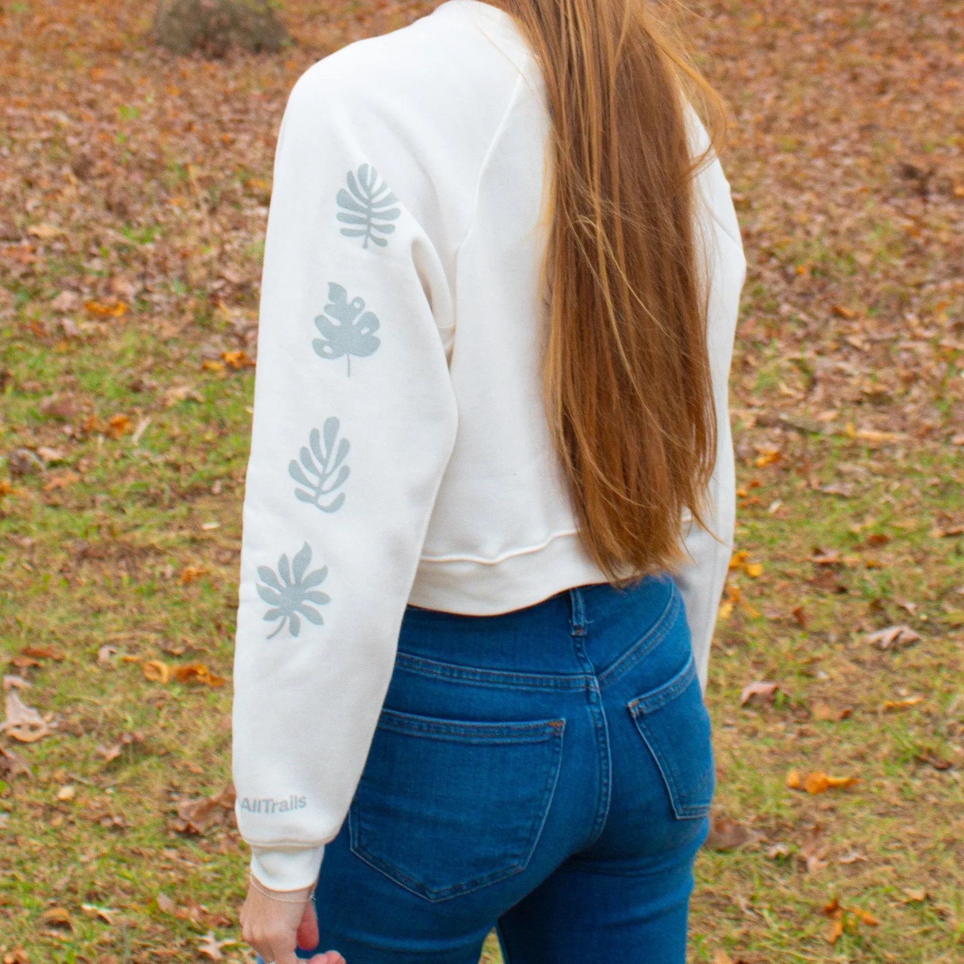 Foliage Women's Crop Sweatshirt - Vintage White