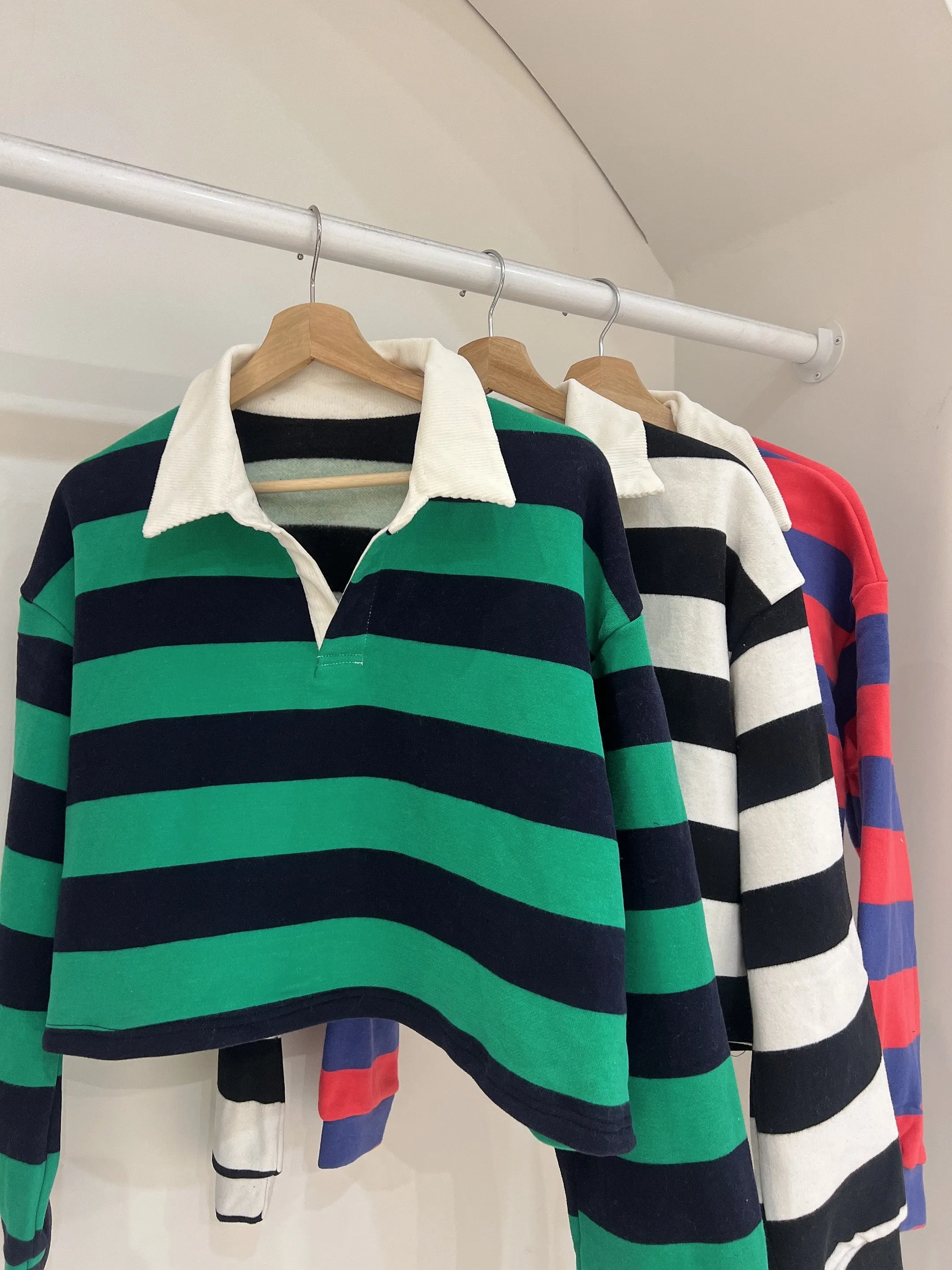 MIYO Cropped stripe sweatshirt