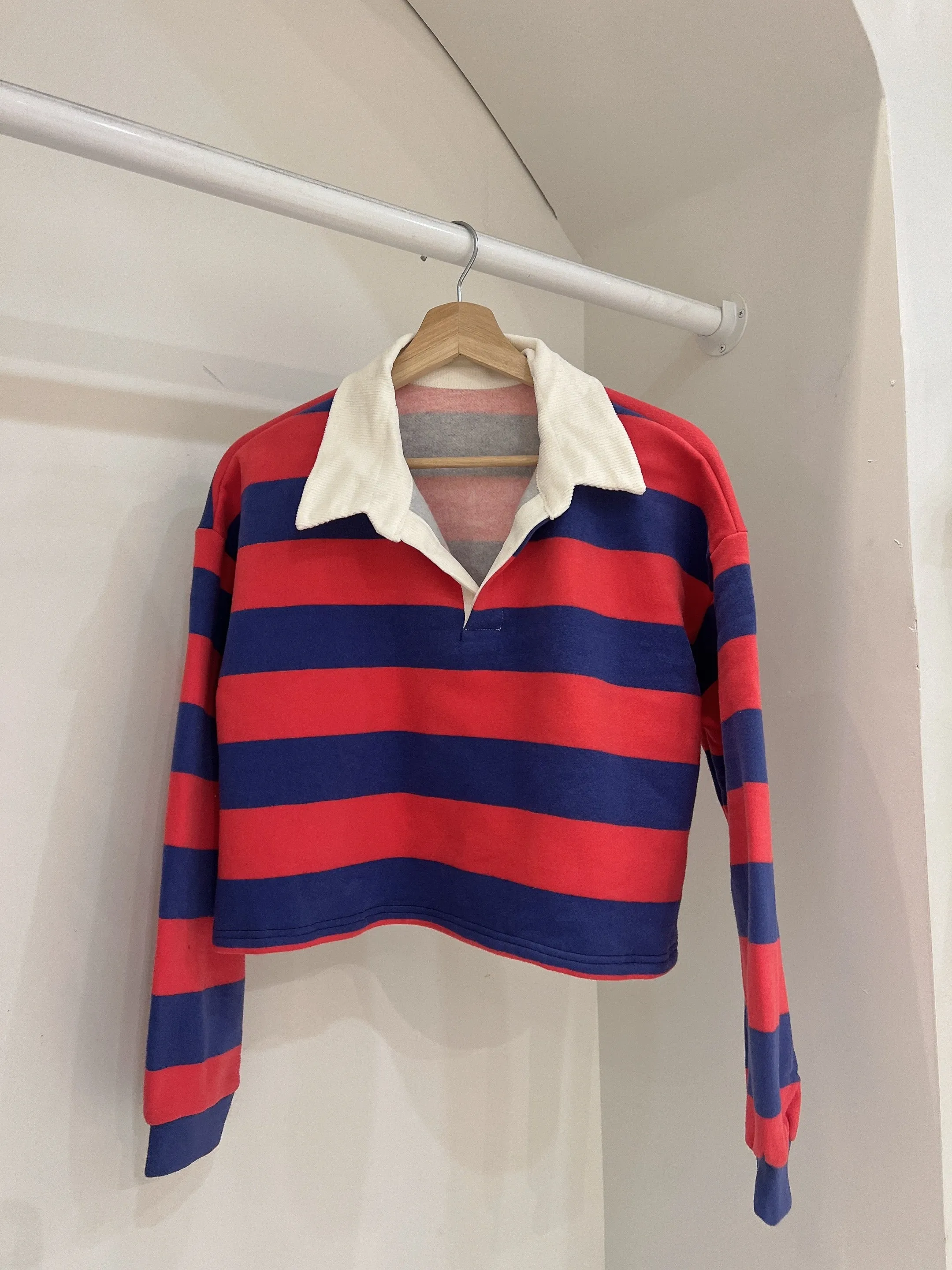 MIYO Cropped stripe sweatshirt