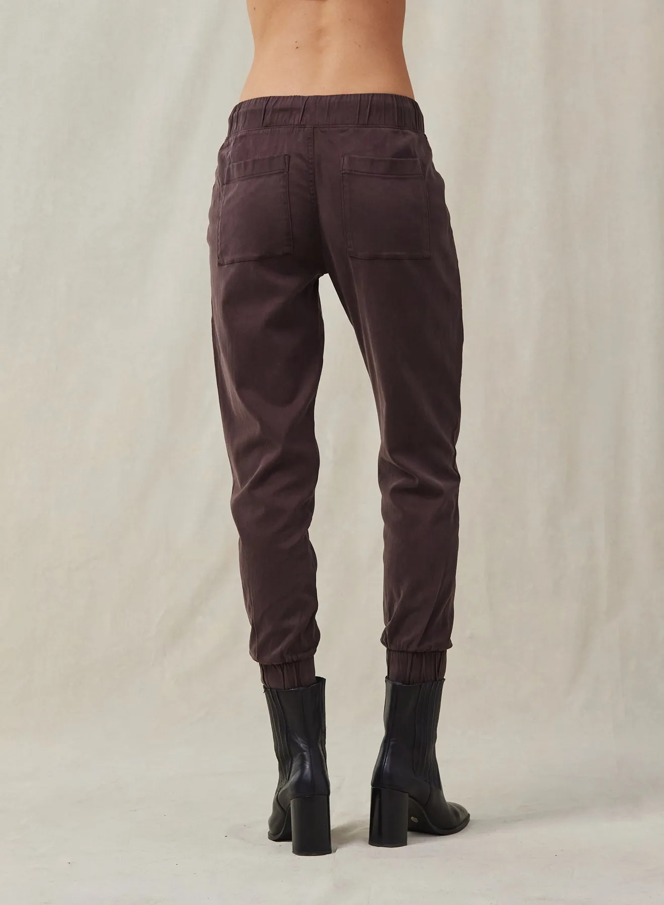 Pocket Jogger - Chestnut Brown