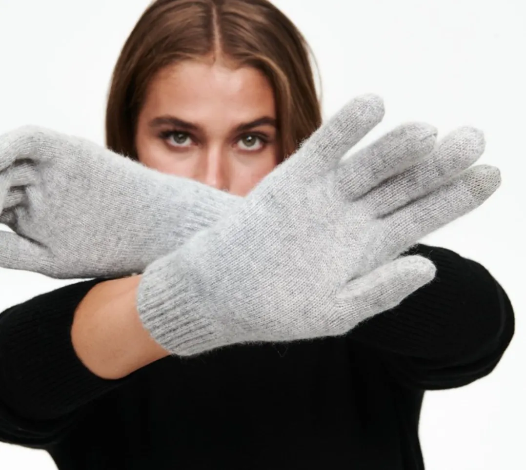 Seamless Ergonomic Gloves